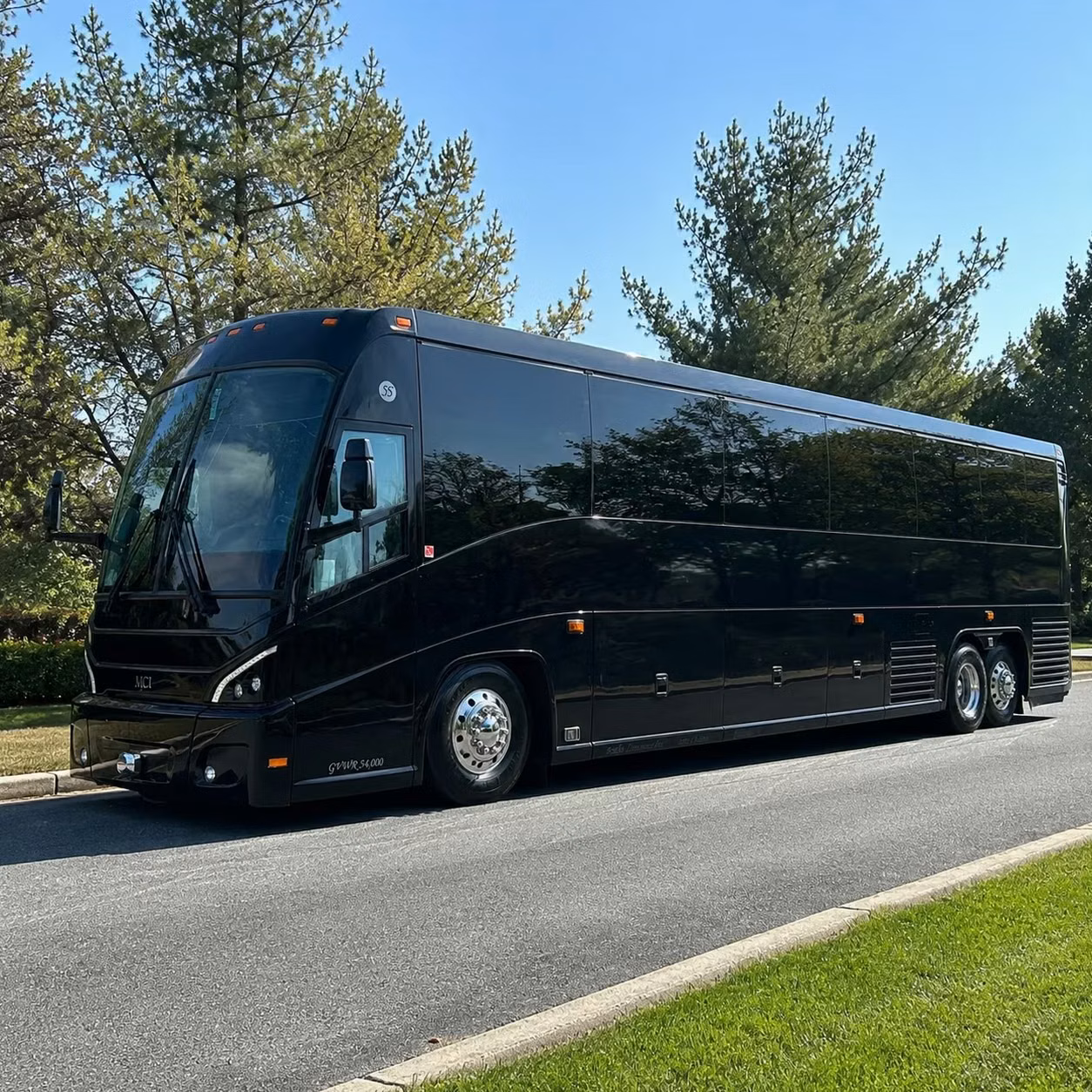 airport transfer shuttles for santa maria employees and corporate groups