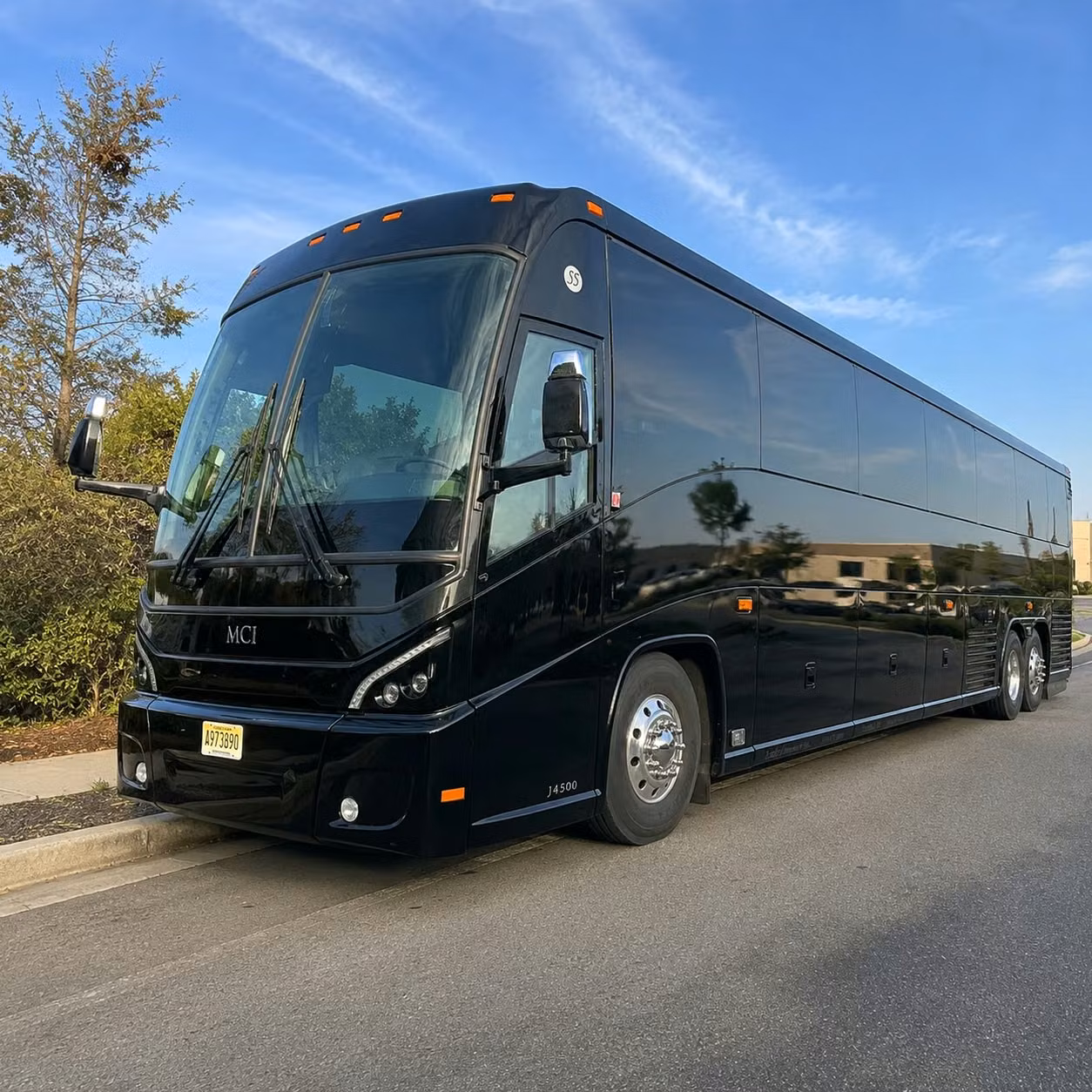 book employee transportation in santa maria or any city nearby